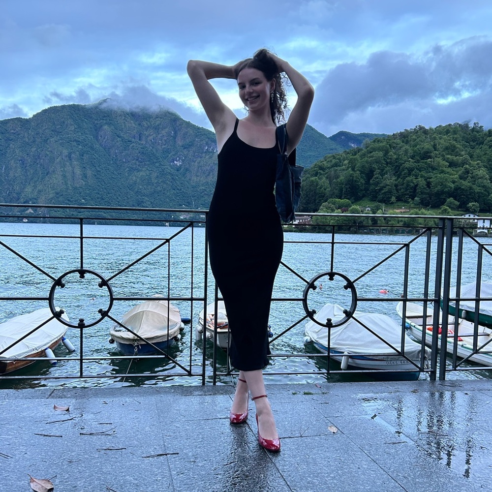 Meet your Posher, Alexandra